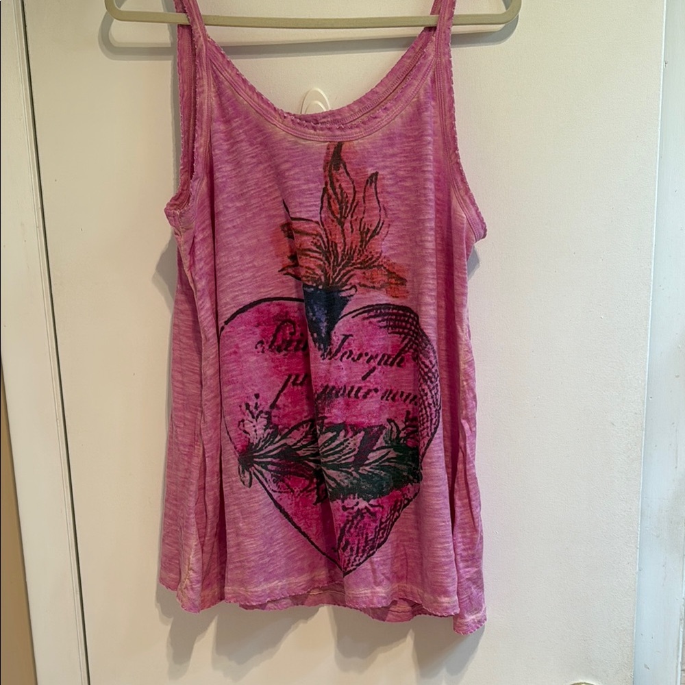 Magnolia Pearl Pink Graphic Tank Top
